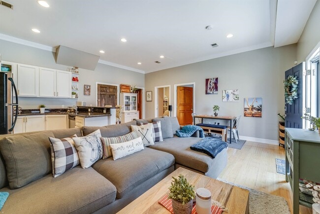 property at 198 New York Ave