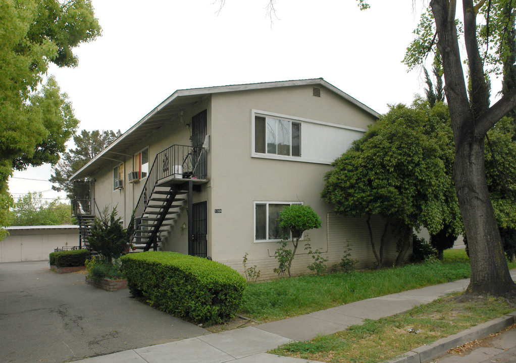 1164 Hamilton Ave in Campbell, CA - Building Photo