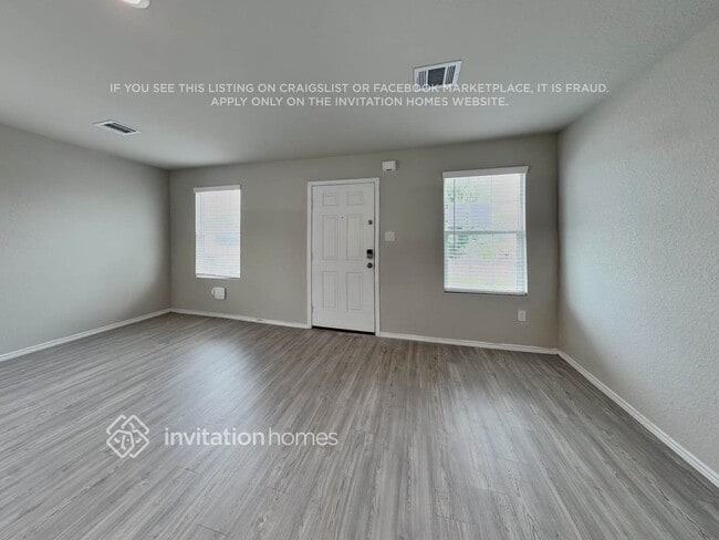 4230 Southton Lk in San Antonio, TX - Building Photo - Building Photo