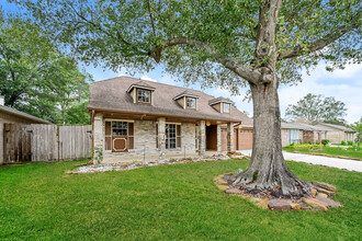 21702 Castlemont Ln in Spring, TX - Building Photo - Building Photo