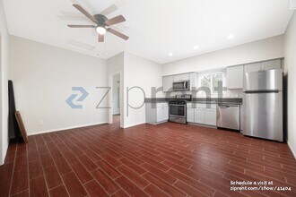 1310 Breeze St in Oceanside, CA - Building Photo - Building Photo