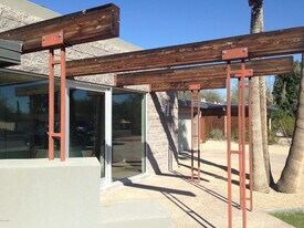 4302 E St Joseph Way in Phoenix, AZ - Building Photo