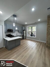 423 W Belden Ave, Unit 1 in Chicago, IL - Building Photo - Building Photo