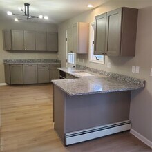 71 E Searsville Rd in Montgomery, NY - Building Photo - Building Photo