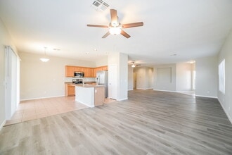 6605 W Range Mule Dr in Phoenix, AZ - Building Photo - Building Photo