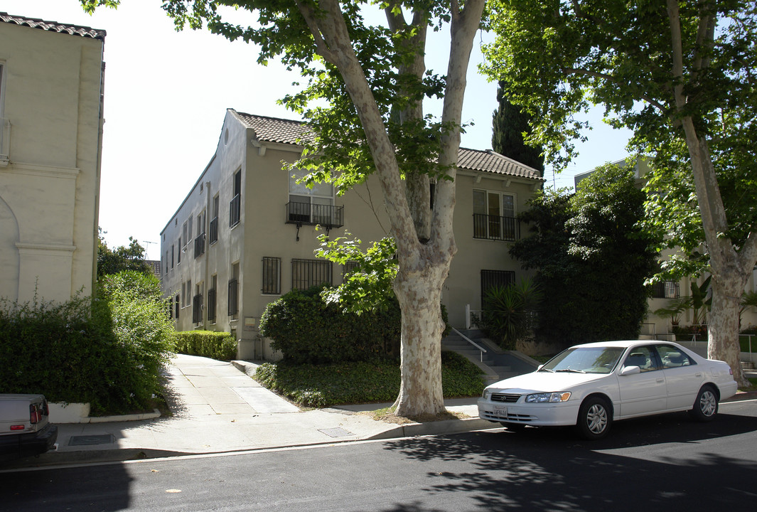 133 St Andrews Pl in Los Angeles, CA - Building Photo