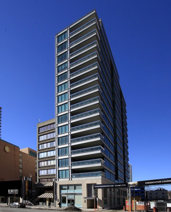 Museum House on Bloor in Toronto, ON - Building Photo