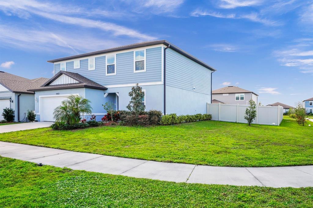 5433 Keaton Springs Dr in Lakeland, FL - Building Photo