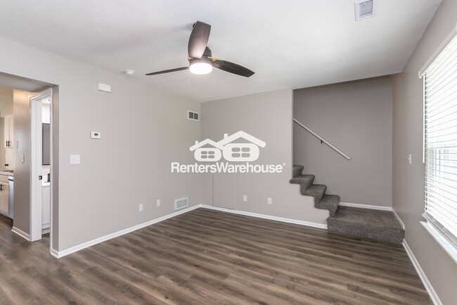 145 N Crest Dr in Raymore, MO - Building Photo - Building Photo