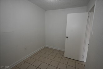 1007 C St in Las Vegas, NV - Building Photo - Building Photo