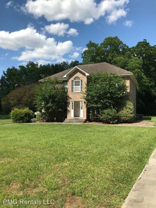 1610 Drayton Ln in Statesboro, GA - Foto de edificio