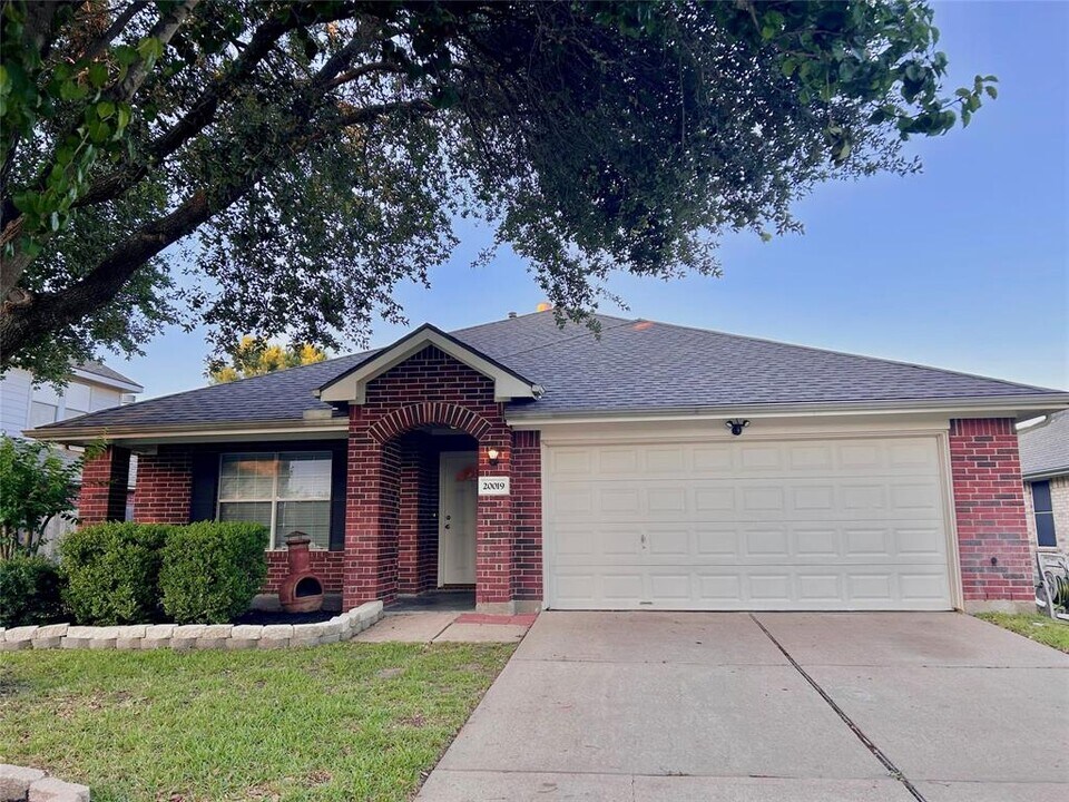 20019 Millstone Ridge Ln in Katy, TX - Building Photo