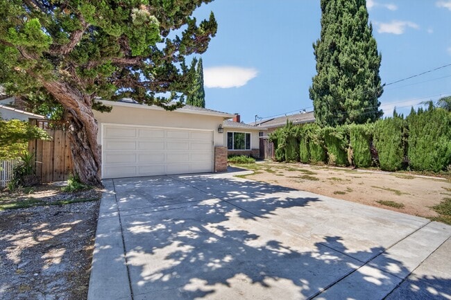 property at 549 N 21st St