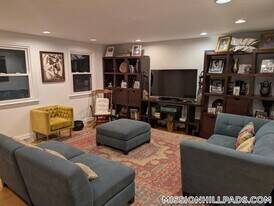 45 Fort Ave in Boston, MA - Building Photo