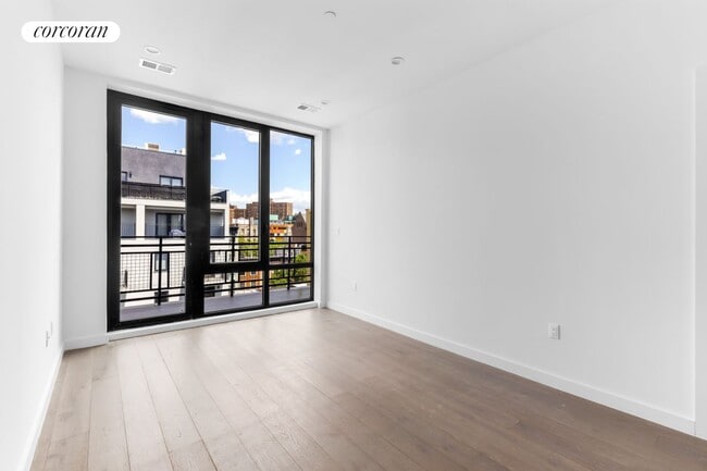 407 E 117th St in New York, NY - Building Photo - Building Photo