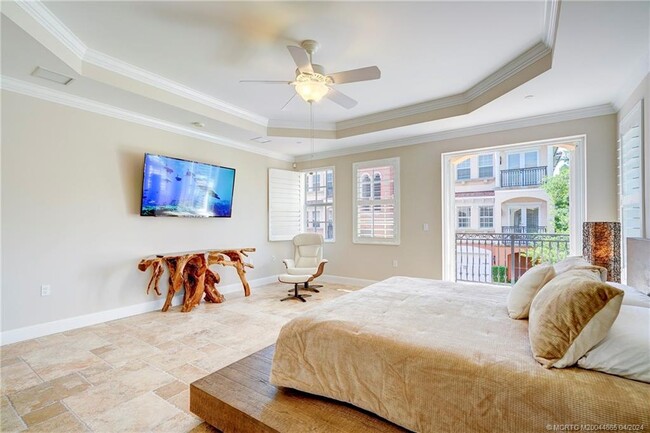 property at 1528 NE Outrigger Landings Dr