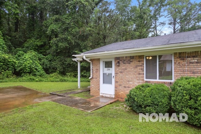 property at 136 SW Malone St