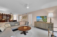 288 2nd St S in Naples, FL - Foto de edificio - Building Photo