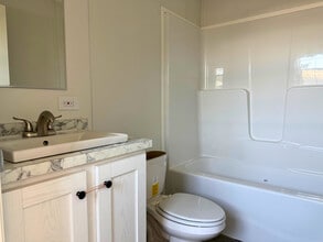 454 Hy-Vue Dr in Saxonburg, PA - Building Photo - Building Photo