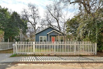 2505 Willow St in Austin, TX - Building Photo - Building Photo