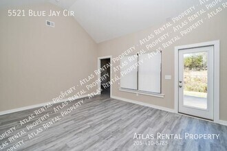 5521 Blue Jay Cir in Helena, AL - Building Photo - Building Photo