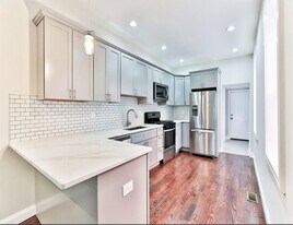 Canton Flats in Baltimore, MD - Building Photo