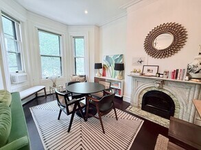 70 W Rutland Sq, Unit 2 in Boston, MA - Building Photo - Building Photo