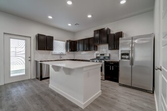 13520 Vinita Dr in Oklahoma City, OK - Building Photo - Building Photo