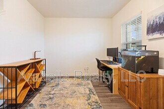 8429 Falcon Meadow Dr in Converse, TX - Building Photo - Building Photo