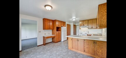 658 Menlo Park Rd in Green Bay, WI - Foto de edificio - Building Photo