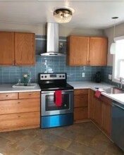 2226 N Circle Dr in Colorado Springs, CO - Foto de edificio - Building Photo