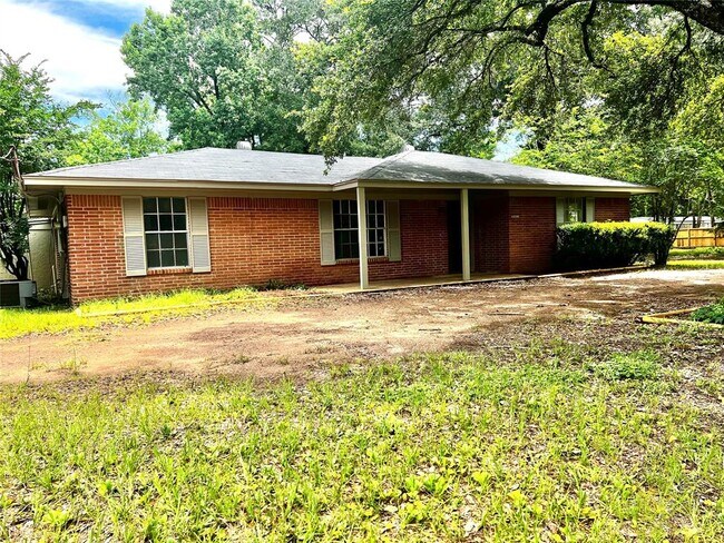 29720 Shady Brook Ln in Magnolia, TX - Building Photo - Building Photo