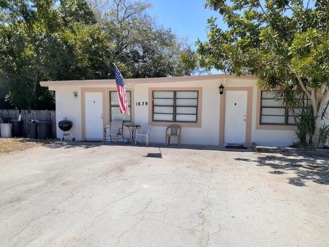 1841 Hacienda Way, Unit Apy C