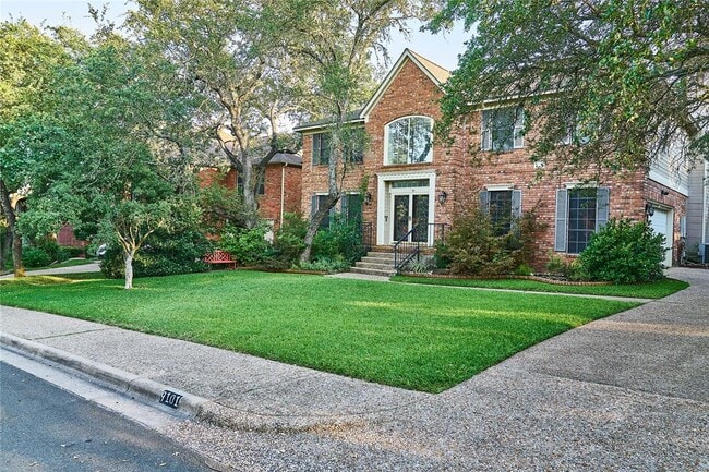 9101 Middlebie Dr in Austin, TX - Building Photo - Building Photo