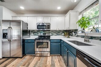 916 S Tennessee St in McKinney, TX - Building Photo - Building Photo