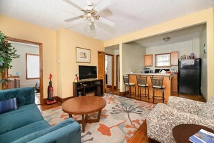 20 Bristol St, Unit 2 in East Cambridge, MA - Building Photo