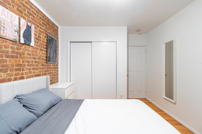 1415-1423 Lexington Avenue-ID1032075P, Unit ID1032075P in New York, NY - Foto de edificio - Building Photo