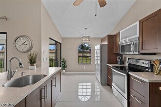 9597 Halyards Ct in Ft. Myers, FL - Building Photo - Building Photo