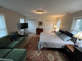 141 Washington St in Rocky Hill, NJ - Building Photo