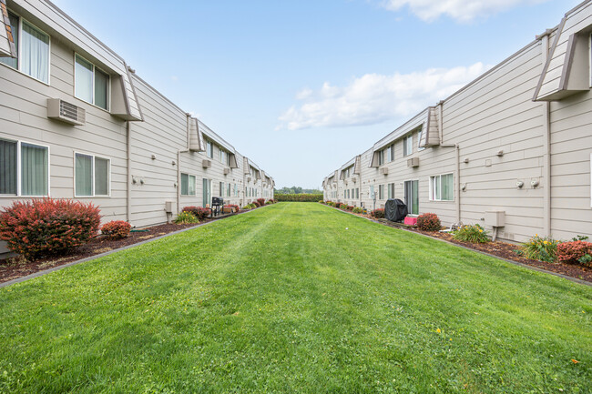 Centennial West in Walla Walla, WA - Building Photo - Building Photo