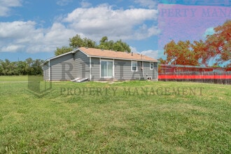 2928 N Holyoke St in Wichita, KS - Building Photo - Building Photo