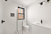 176 Salem St, Unit #1 in Boston, MA - Foto de edificio - Building Photo