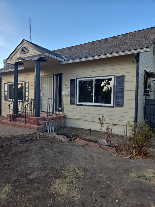 3153 E Grant Ave in Fresno, CA - Building Photo