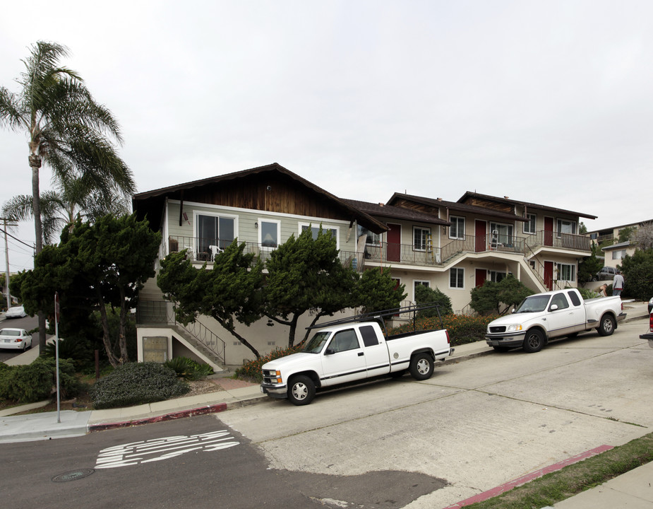 2901-2921 Columbia St in San Diego, CA - Building Photo