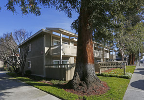 Aster Park Apartments in Sunnyvale, CA - Foto de edificio - Building Photo