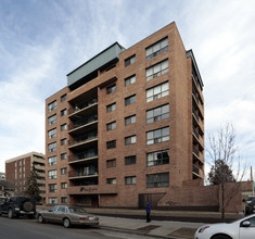 Terra Del Sol in Calgary, AB - Building Photo - Building Photo