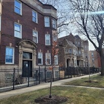 5213 S Indiana Ave in Chicago, IL - Building Photo