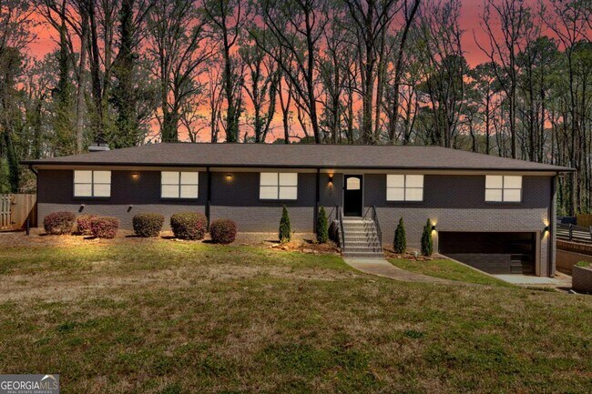 3819 Dora Dr SE in Smyrna, GA - Building Photo - Building Photo