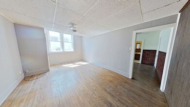 34 Water St in Glen Rock, PA - Building Photo - Building Photo