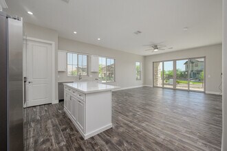 1334 Scout Trl in Bullhead City, AZ - Building Photo - Building Photo